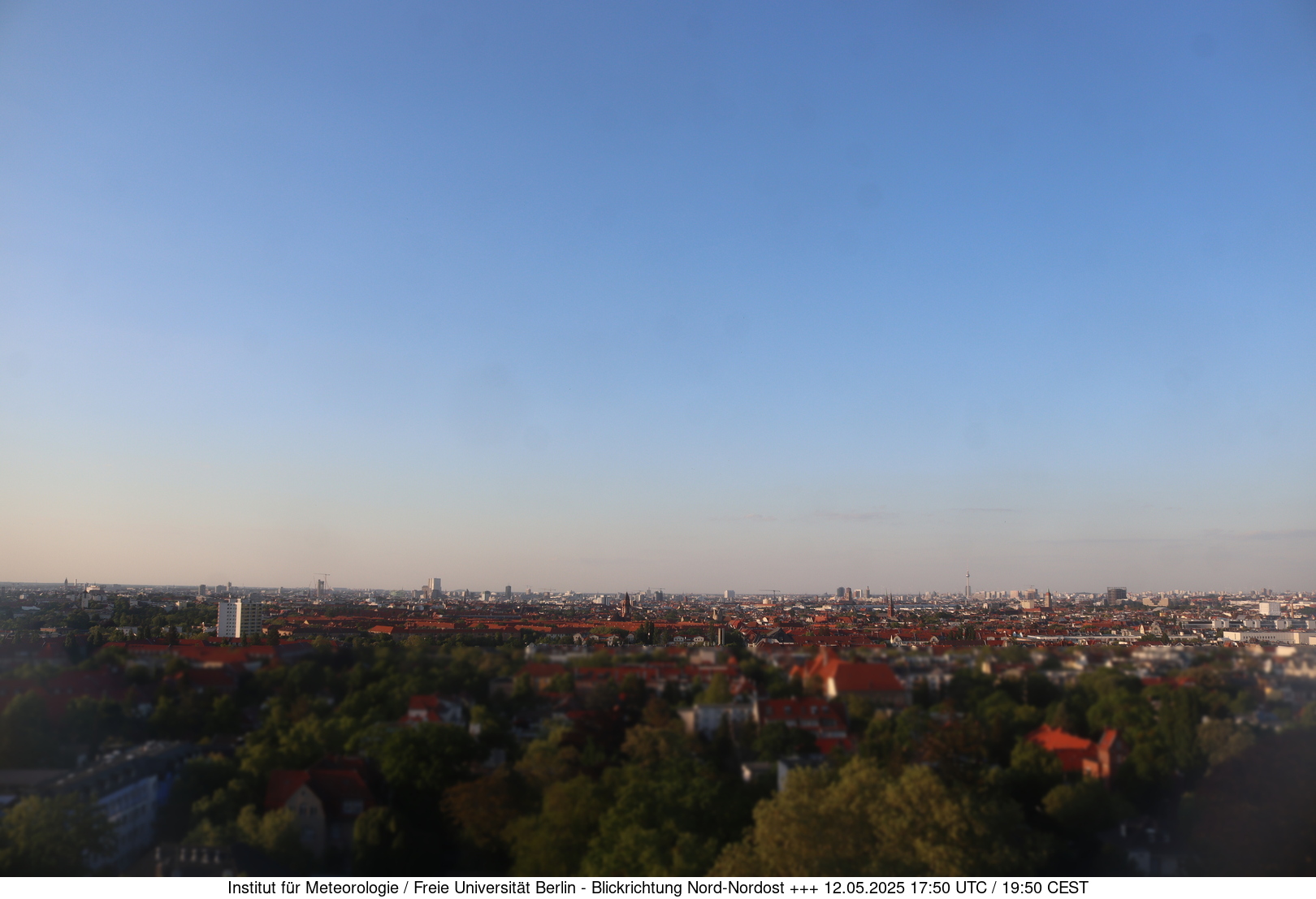 https://wind.met.fu-berlin.de/webcams/5