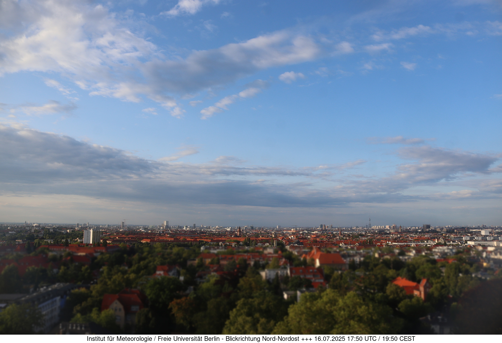 https://wind.met.fu-berlin.de/webcams/5
