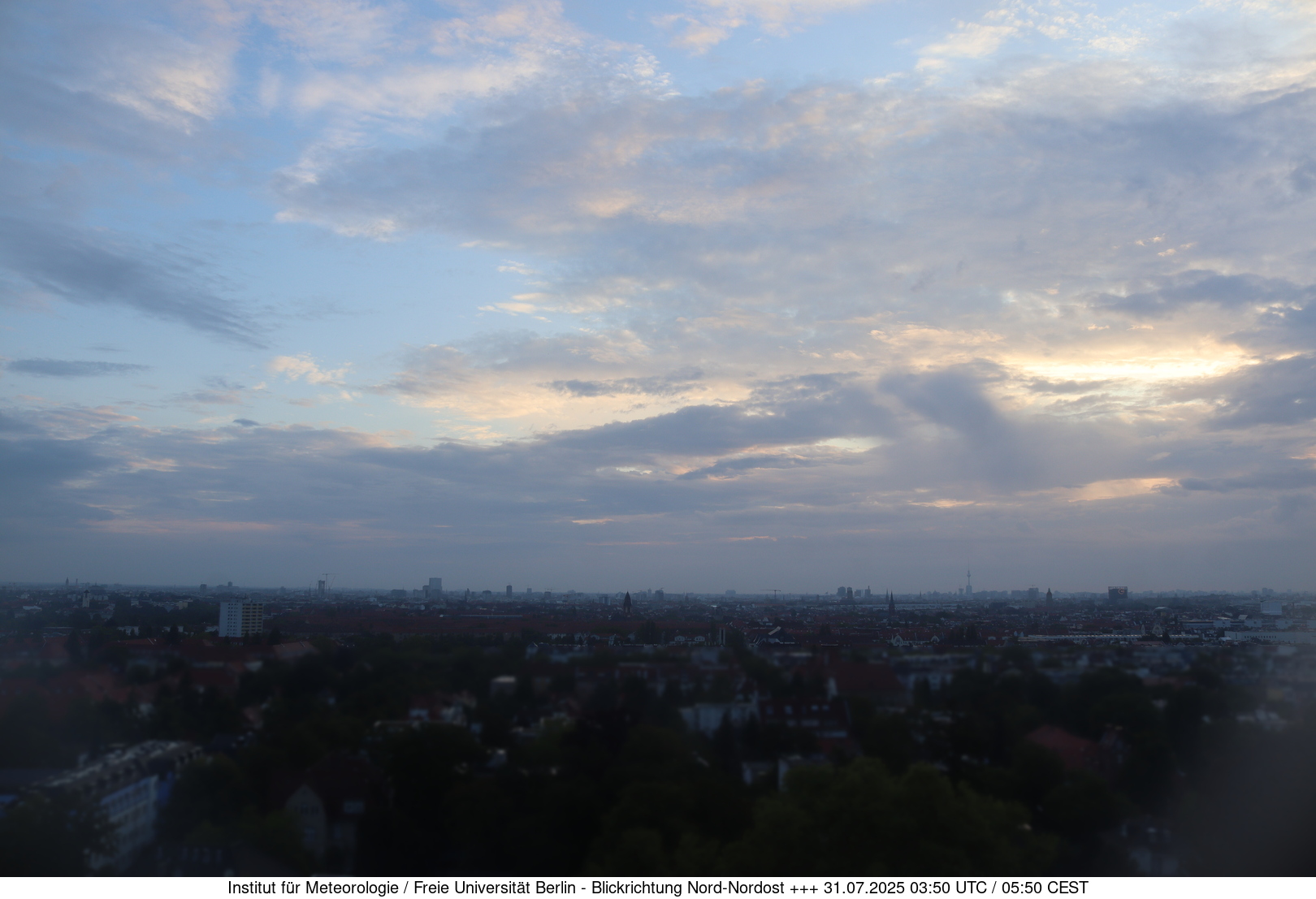 https://wind.met.fu-berlin.de/webcams/5