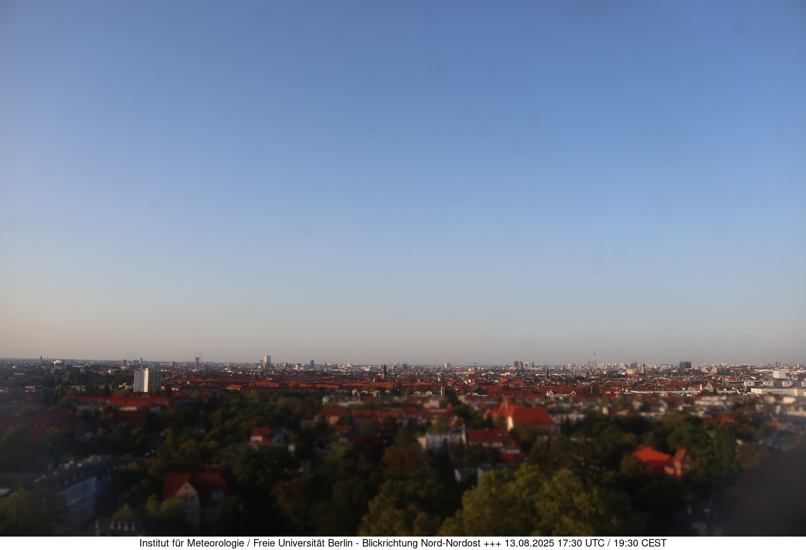 https://wind.met.fu-berlin.de/webcams/5