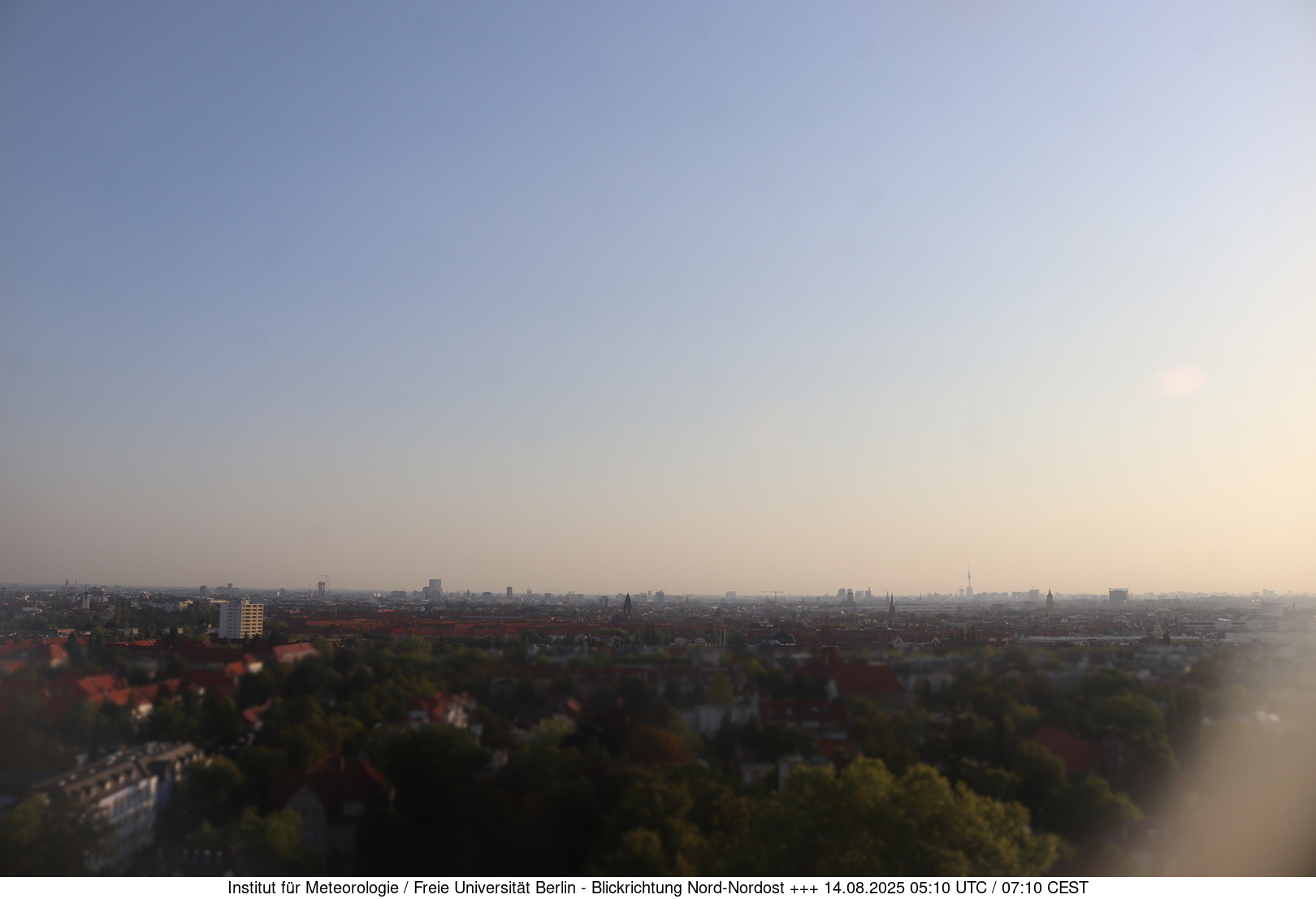 https://wind.met.fu-berlin.de/webcams/5