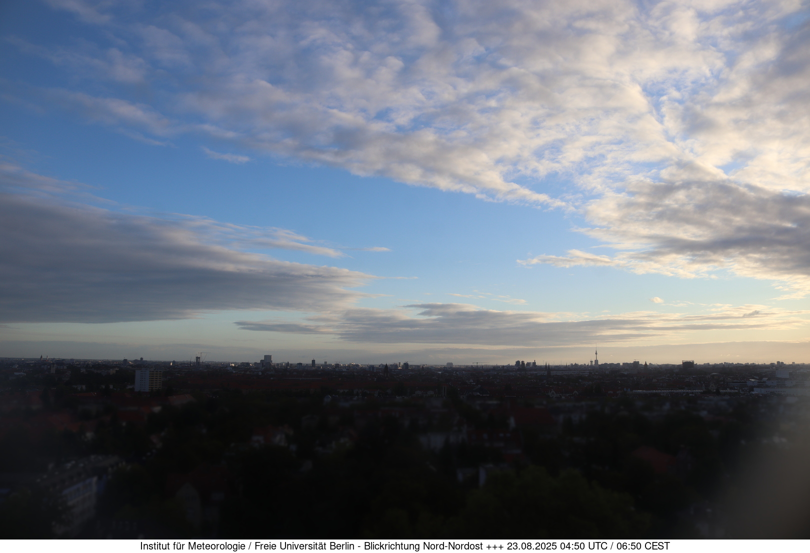 https://wind.met.fu-berlin.de/webcams/5
