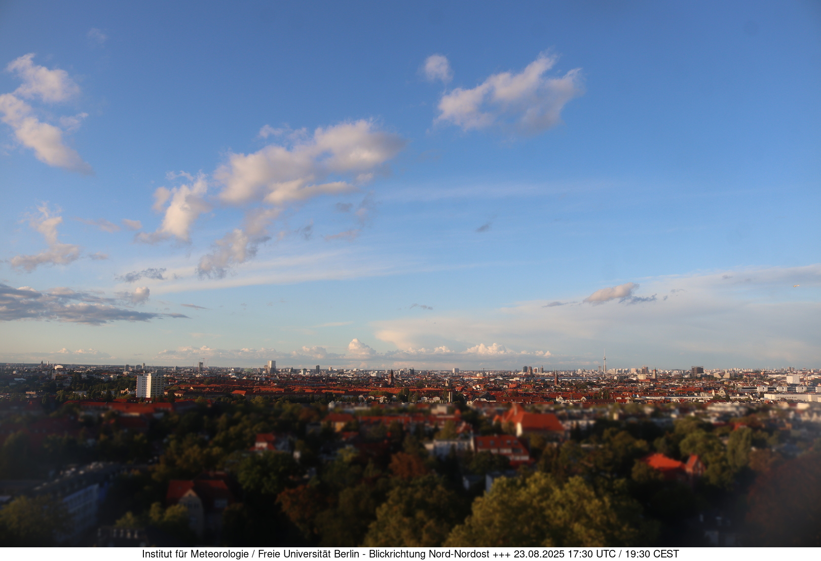 https://wind.met.fu-berlin.de/webcams/5