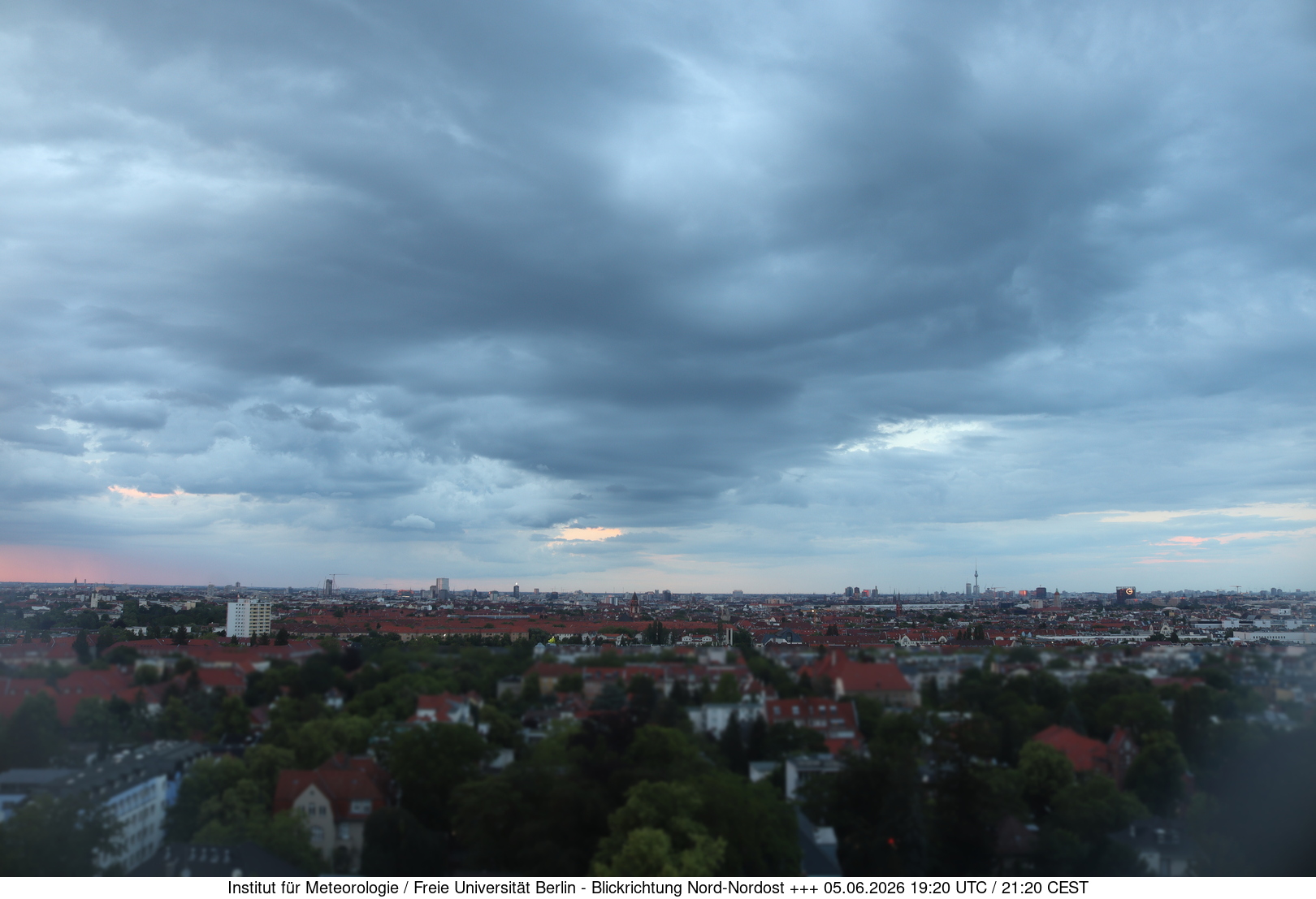 https://wind.met.fu-berlin.de/webcams/5