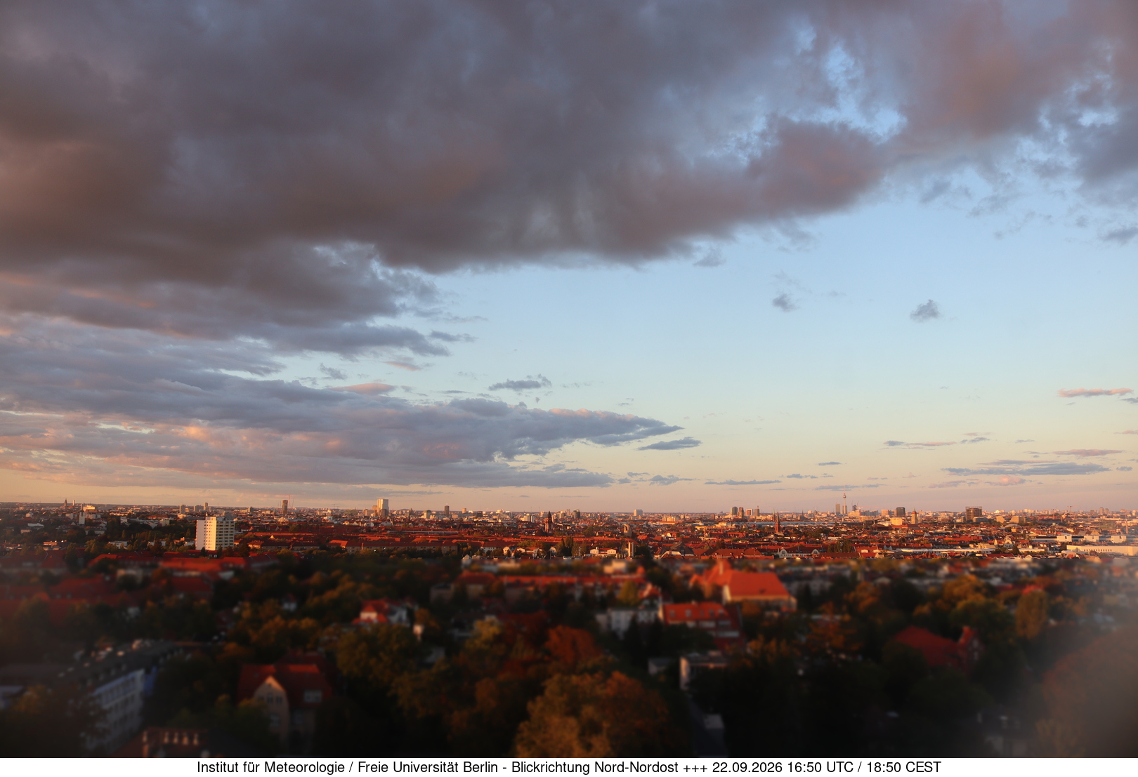 https://wind.met.fu-berlin.de/webcams/5